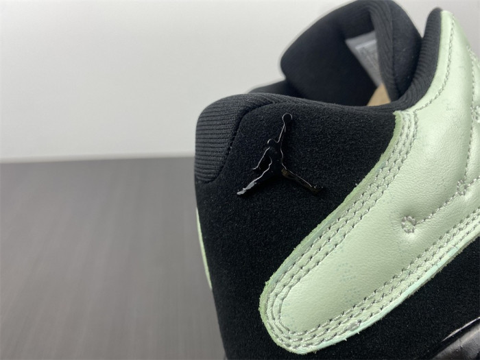 Air Jordan 13 Retro Low Single’s Day (2021) DM0803-300
