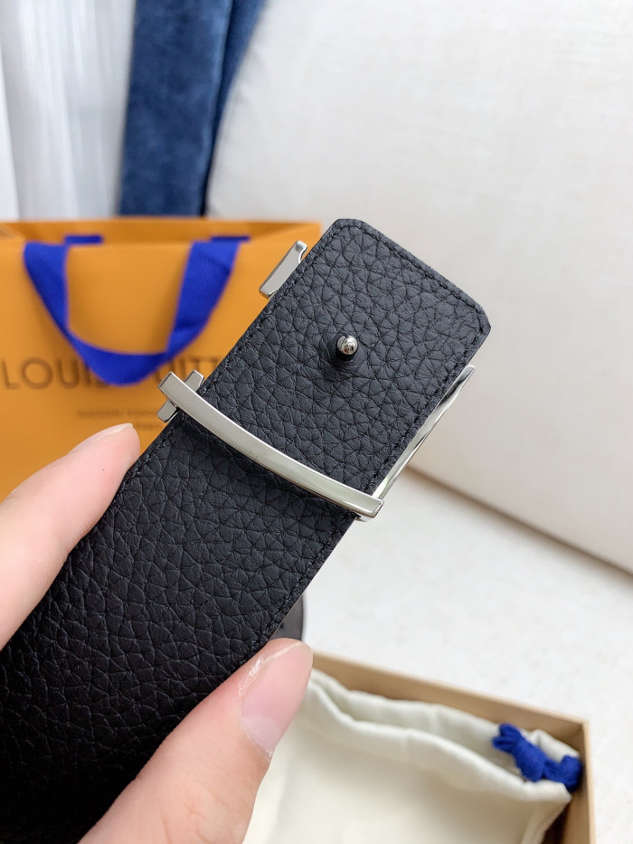 Loui Vuitto Belt-4CM