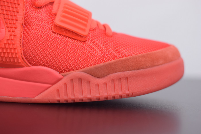 Nike Air YEEZY 2 “Red October” 508214-660