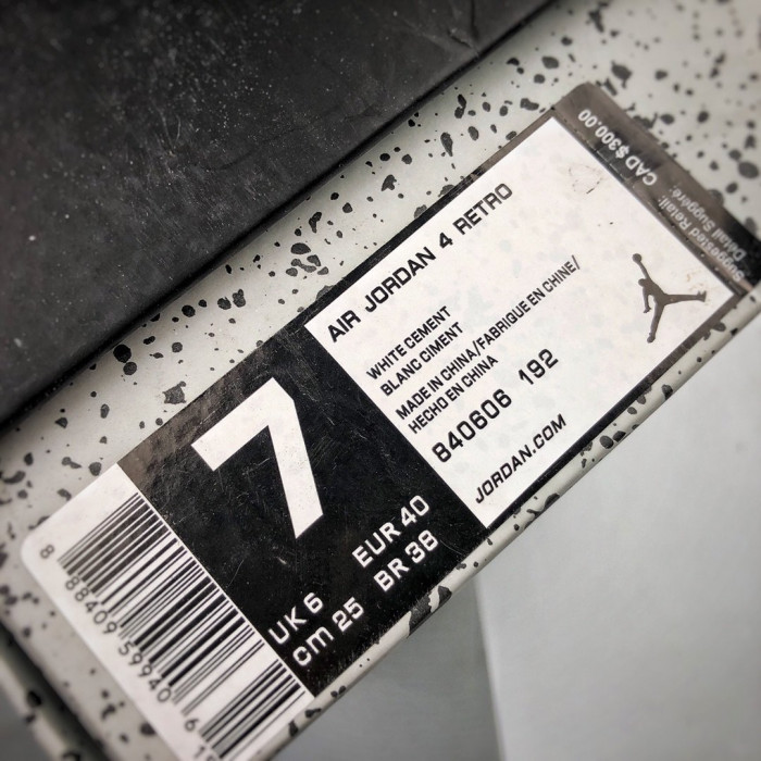 Air Jordan 4 OG “White Cement” 840606-192 (nike)