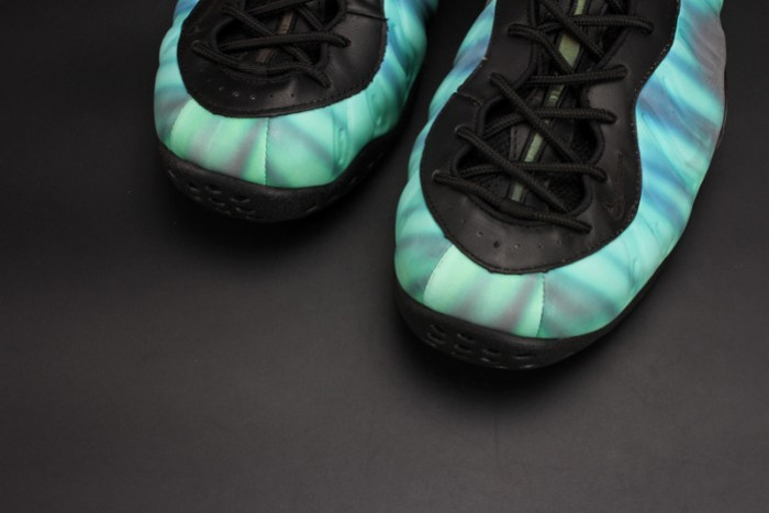 Nike Air Foamposite One “Northern Lights” Black/Green mens 840559-001